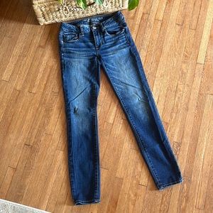American Eagle super stretch skinny jeans